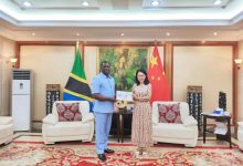 陈明健大使会见塞拉利昂前外长弗朗西斯教授-中非友好经贸发展工作委员会