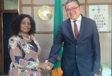 王晟公参会见赞比亚外交部常秘米友巴-中非友好经贸发展工作委员会