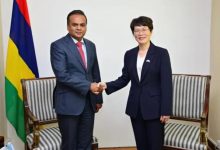 驻毛里求斯大使到任拜会毛外长兰富尔-中非友好经贸发展工作委员会