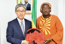 驻塞内加尔大使会见塞青年、体育和文化部长盖伊和塞国家奥林匹克和体育委员会主席恩迪亚耶-中非友好经贸发展工作委员会