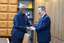 驻索马里大使会见索联邦议会上院议长哈希-中非友好经贸发展工作委员会